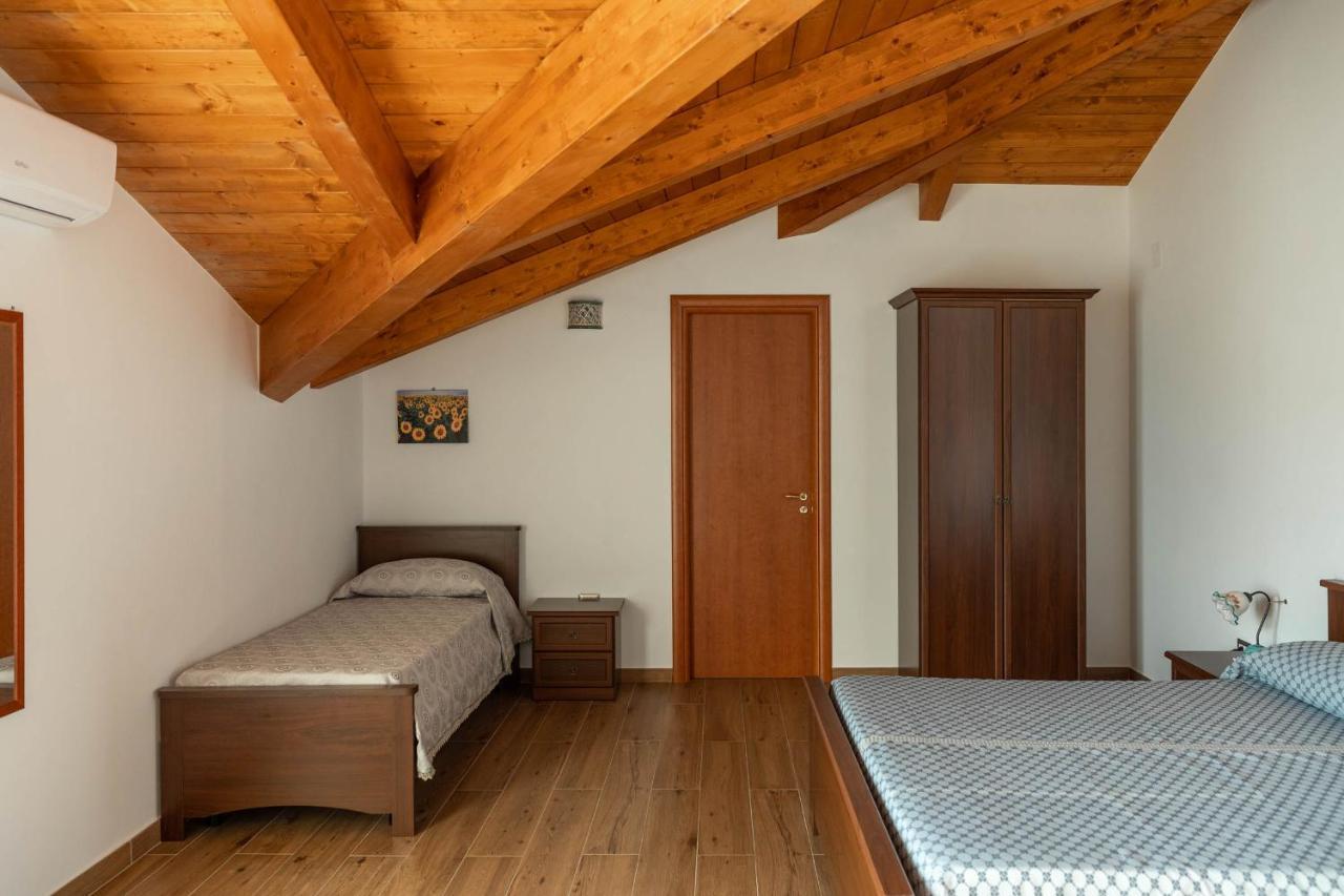 Bed & Breakfast La Mortella 5*